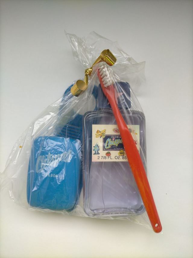 COLONIA CHISPAS BOLSA REGALO COLONIA 40 Y 85 ML