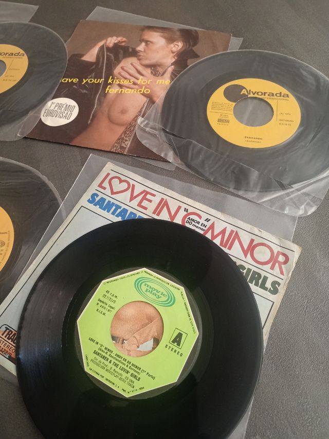 lote 4 singles curiosos