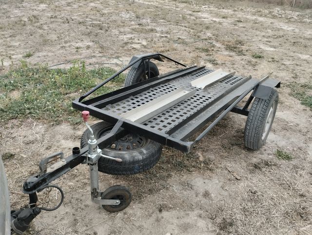 SE ALQUILA REMOLQUE 3 MOTOS 