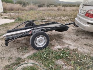 SE ALQUILA REMOLQUE 3 MOTOS