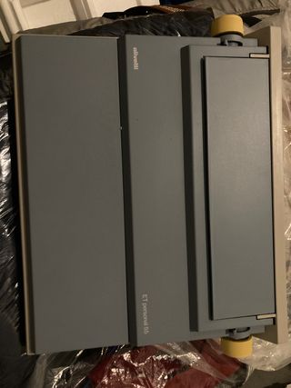 Olivetti ET personal 55 - Máquina de escribir