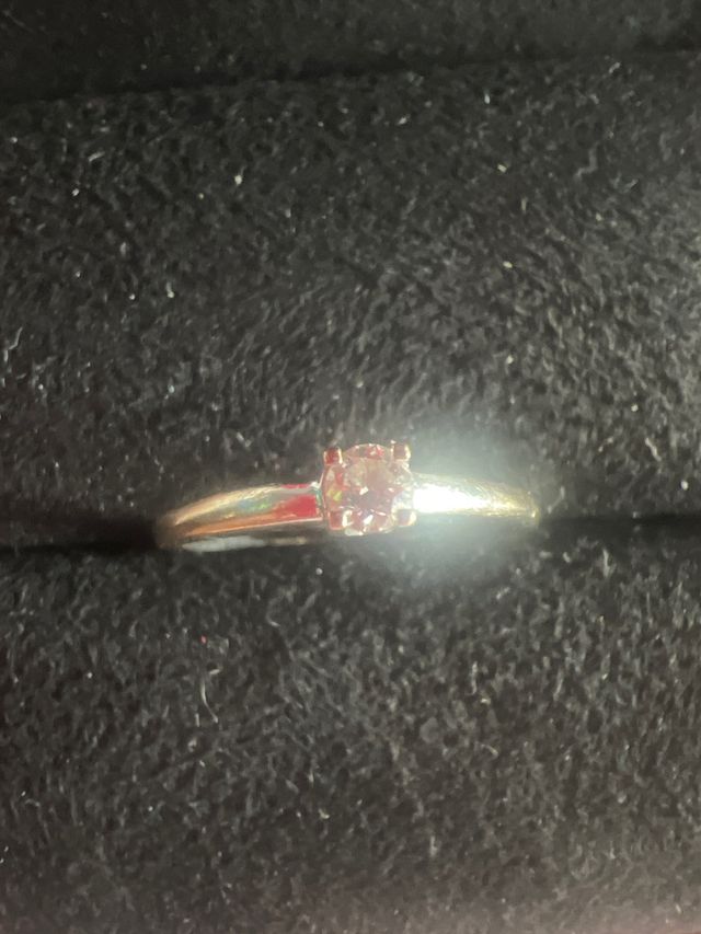 Anillo oro blanco con piedra