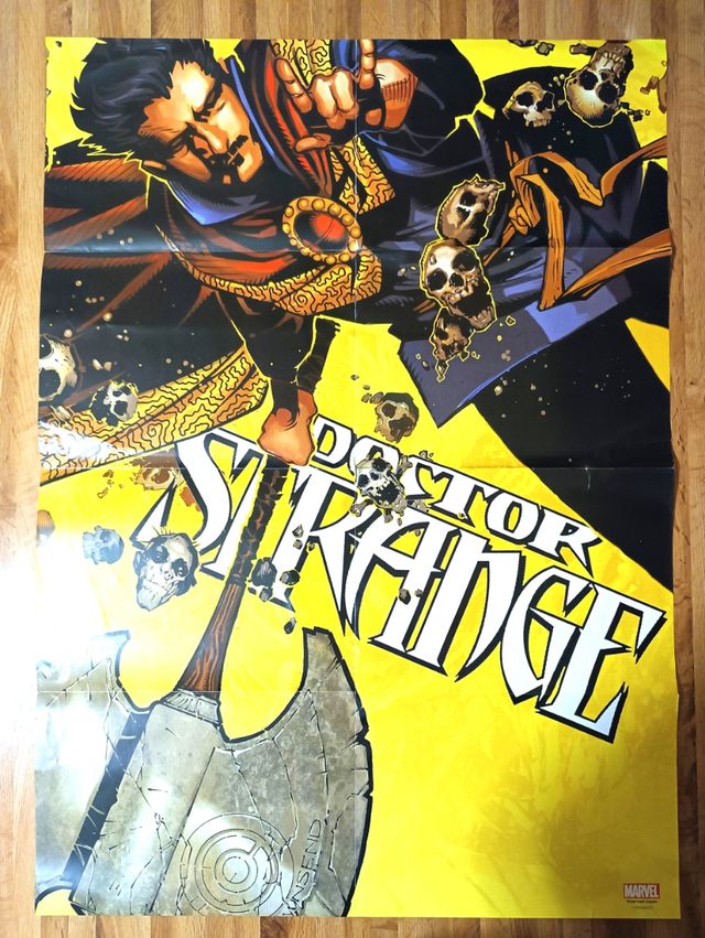Action figure Doctor Strange con poster e storia 