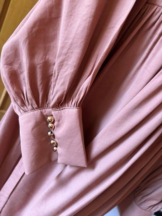 Vestido corto manga larga