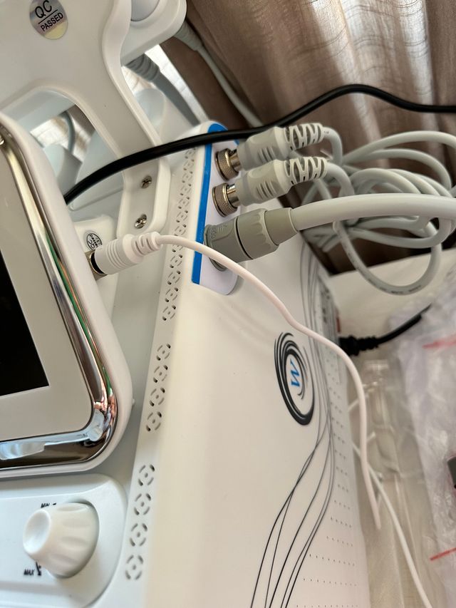 Hydrafacial macchinario multifunzionale