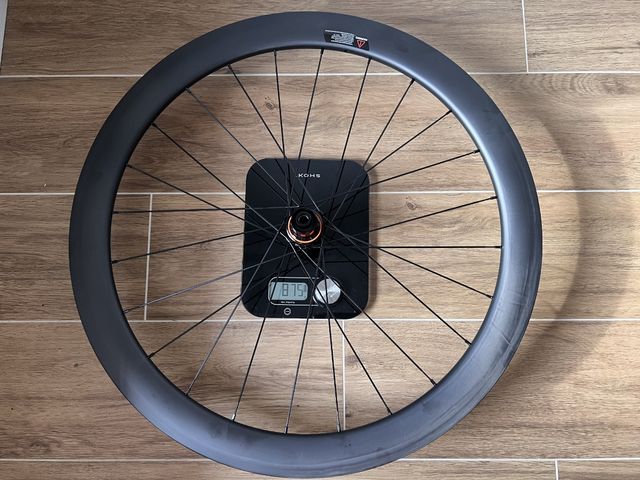 Rueda Trasera para Disco Center Lock Carbono 50mm