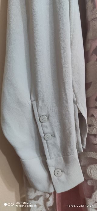 MANGO BLUSA A ESTRENAR