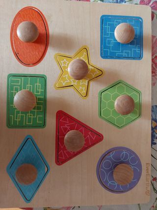 Puzzle de 8 piezas geométricas