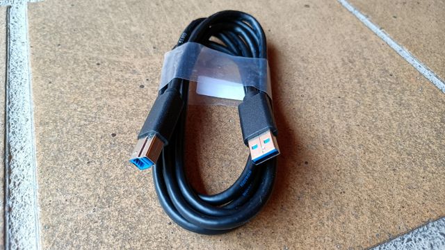 Enchufes y cables de todo tipo