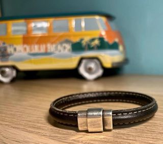 Pulsera cuero hombre