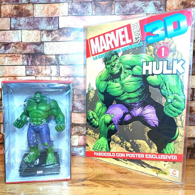 Marvel Action figure Hulk con poster e storia