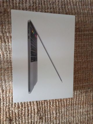 Caja macbook pro