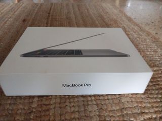 Caja macbook pro