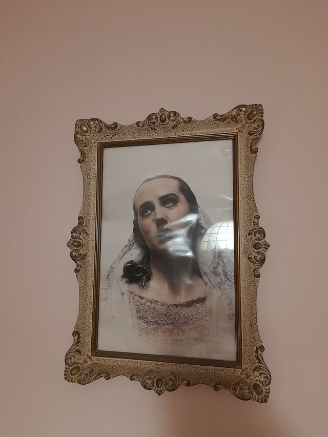 antiguo marco con lamina de La Dolorosa