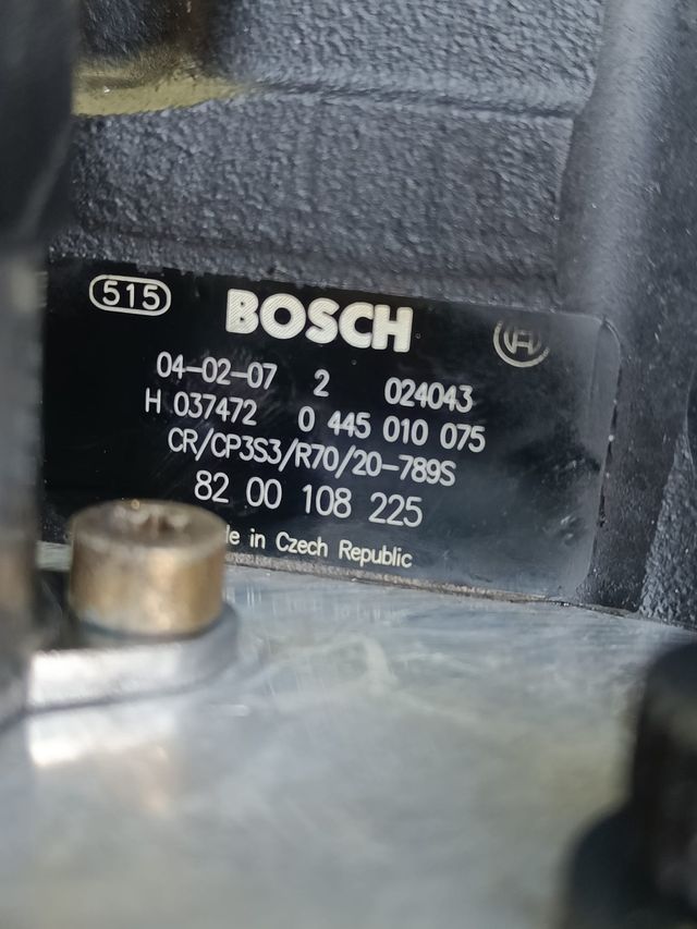 Bomba Bosch Renault 1.9 DCI 0445010075