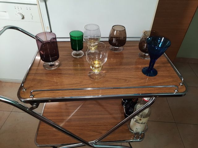 Cameriera vintage Mesa