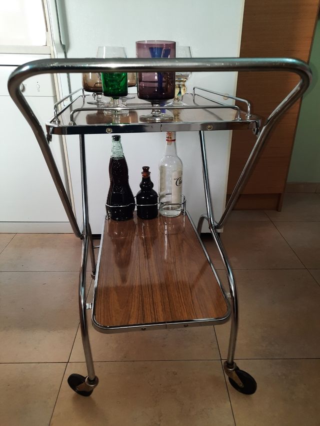 Cameriera vintage Mesa