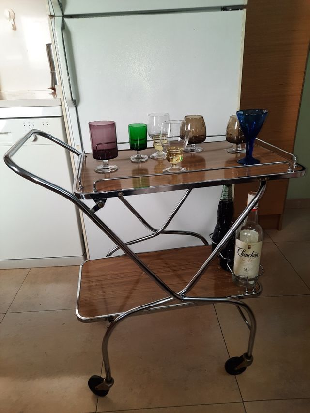 Cameriera vintage Mesa
