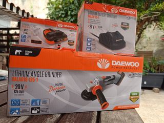 Daewoo Amoladora angular inalámbrica DALAG18-1