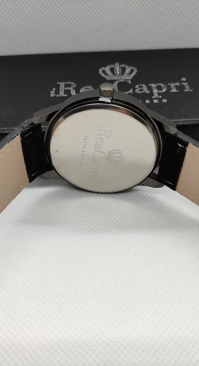 🎁 Orologio i re di capri