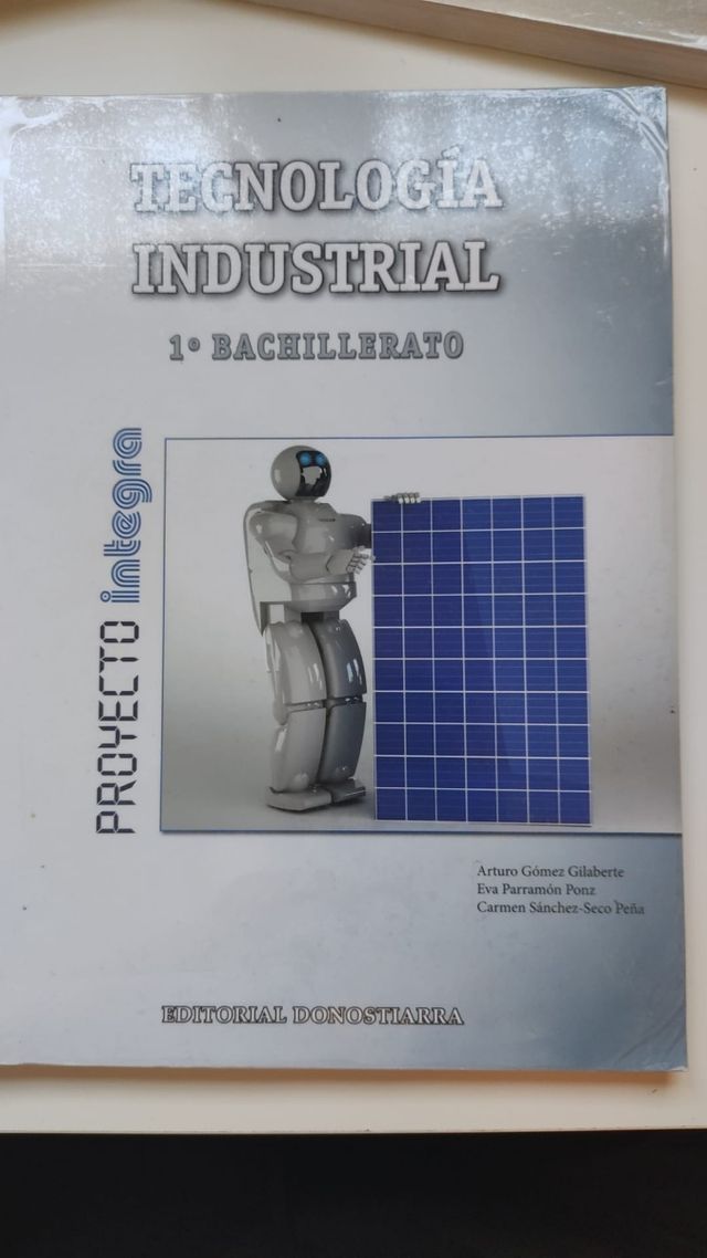 Libros 1° de. bachillerato 15€ cada uno