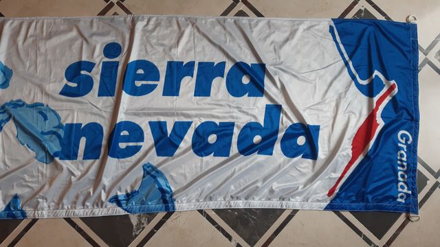 Banderola Sierra Nevada 280 x 75 cm exterior