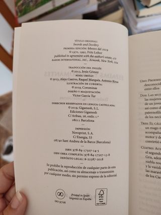 "Espadas y nigromantes" Autor: Fritz Leiber