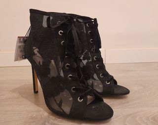 Zapatos (Zara)