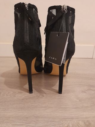 Zapatos (Zara)