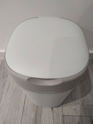 contenedor de pañales