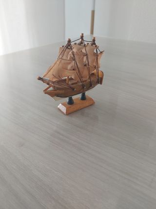 BARCO DE VELA ANTIGUO