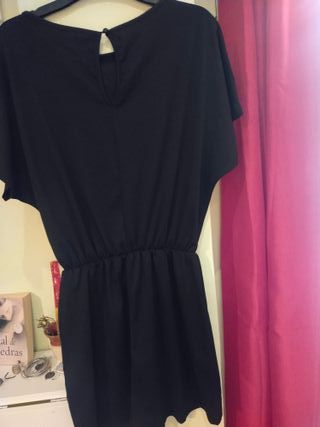 Mono unicolor de manga murciélago con cinturón