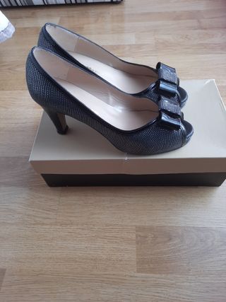 zapatos de tacón 