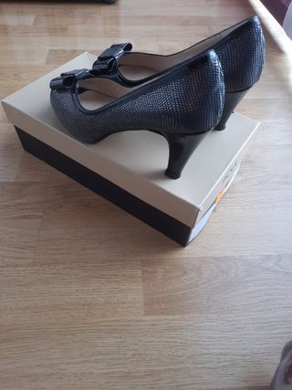 zapatos de tacón 