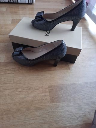 zapatos de tacón 