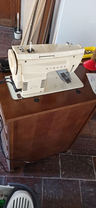 Maquina coser SINGER 368