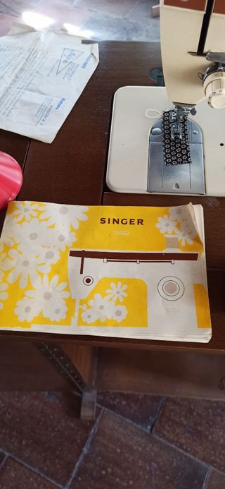 Maquina coser SINGER 368