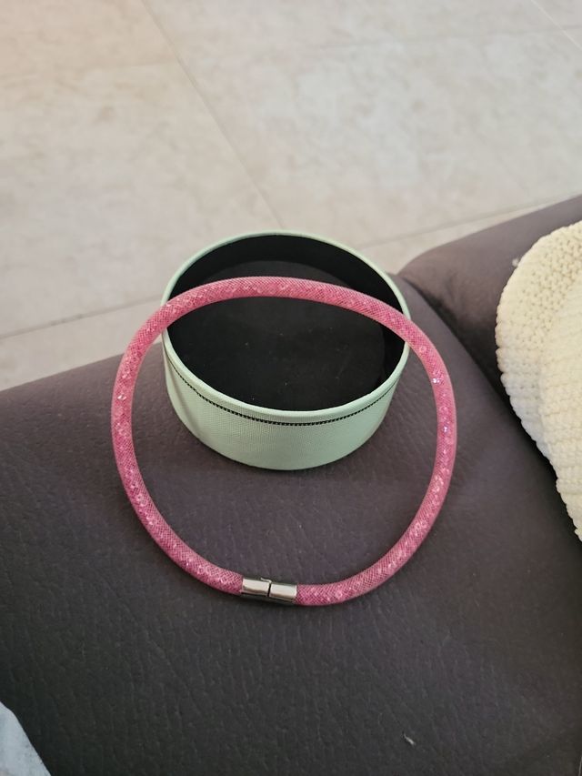 collar rosa swarovski