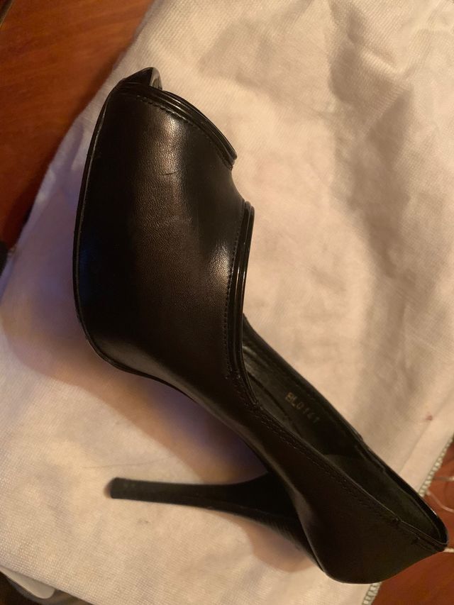 Zapatos Louis Vuitton talla 38,5