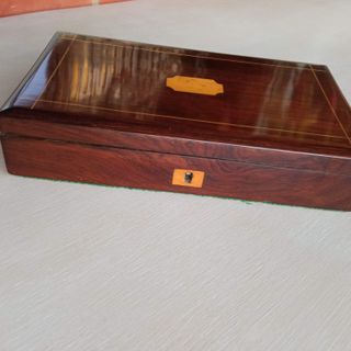 Caja de madera de palosanto