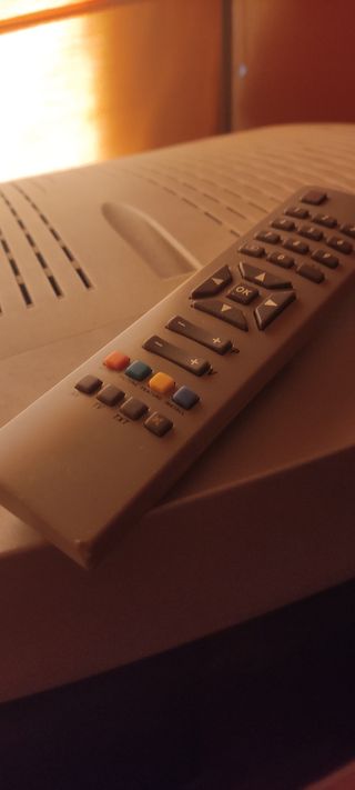 Televisor BASIC LINE BL 2006 de 20"