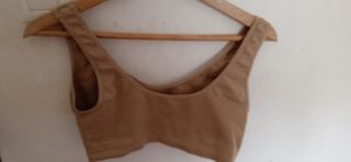 sujetador deportivo sin copa