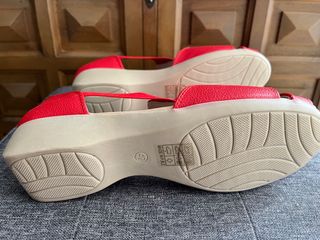 Sandalias rojas mujer
