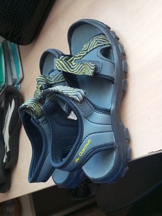 Sandalias de niño