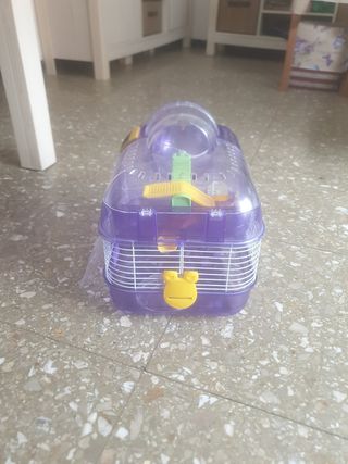Vendo jaula para hamster nueva.
