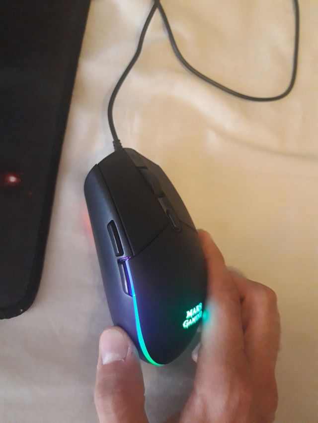 ratón y alfombrilla gaming