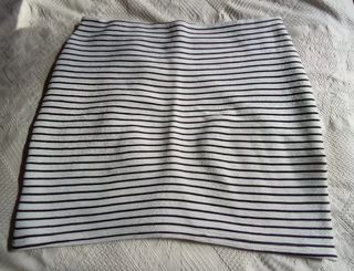 Falda de tubo blanca y negra (Talla XL)