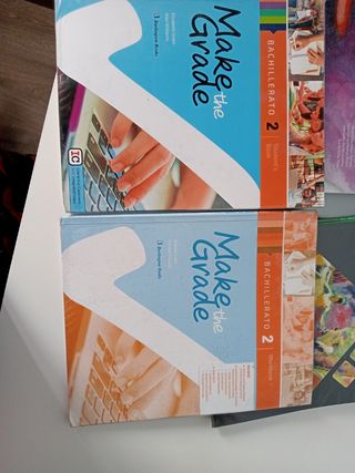 Libros 2° bachillerato de artes.