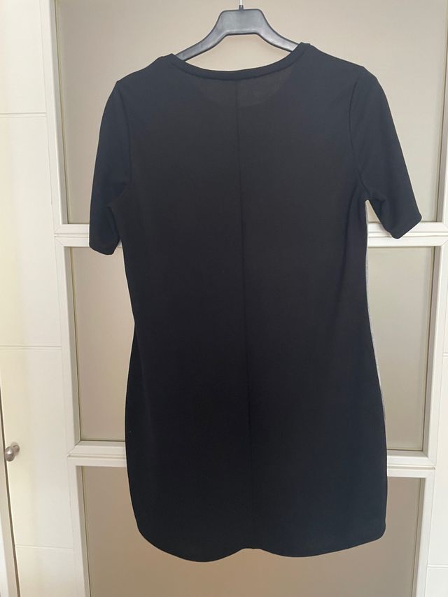 Vestido de punto torre eiffel primark