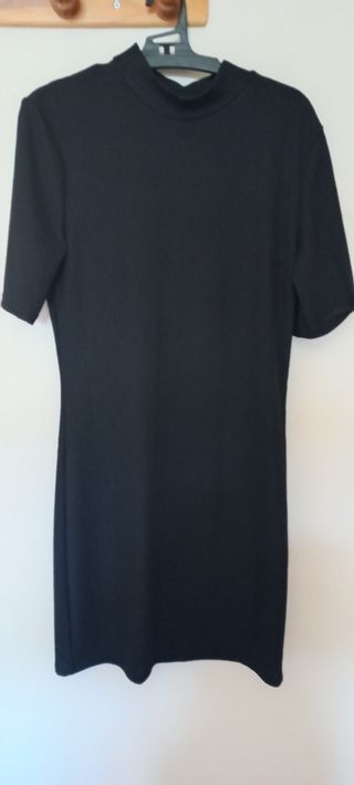 Traje negro corto